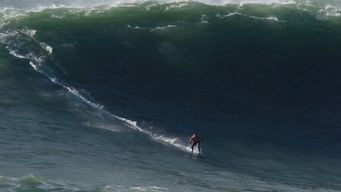 jose luis gomez: el uruguayo domador de olas gigantes compitio en nazare, portugal