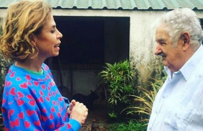 Ruiz de la Prada visitó a Mujica en su chacra de Rincón del Cerro.