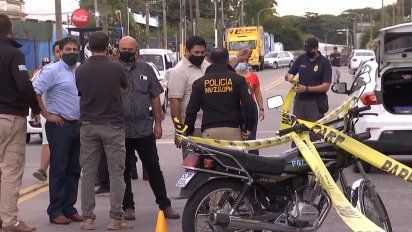 mecanico evito la rapina a un comercio vecino y resulto baleado en la cabeza