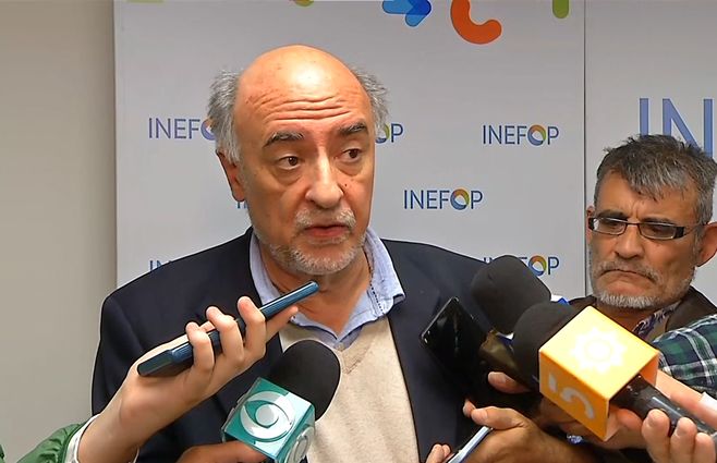 pablo-mieres-sobre-caja-de-profesionales.jpg