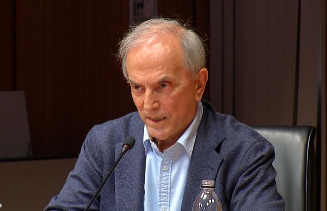 Alberto-Fernández-Fripur-en-el-Parlamento.jpg