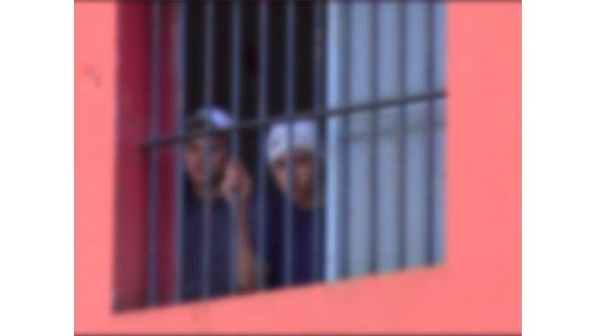 Jóvenes infractores: expertos aconsejan rehabilitar sin encierro
