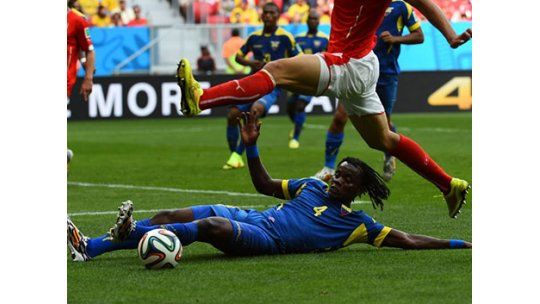 Suiza ganó en la hora por 2 a 1 ante Ecuador