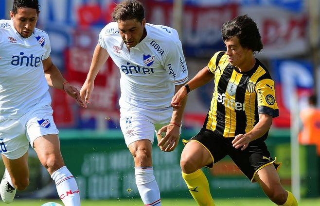 Nacional-Peñarol-clásico-centenario.jpg