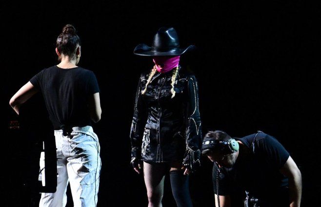 Foto: AFP. Madonna ensaya previo a su show en Copacabana.