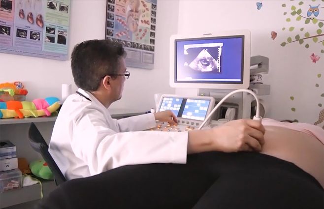 ecografia-embarazada-control-prenatal.jpg