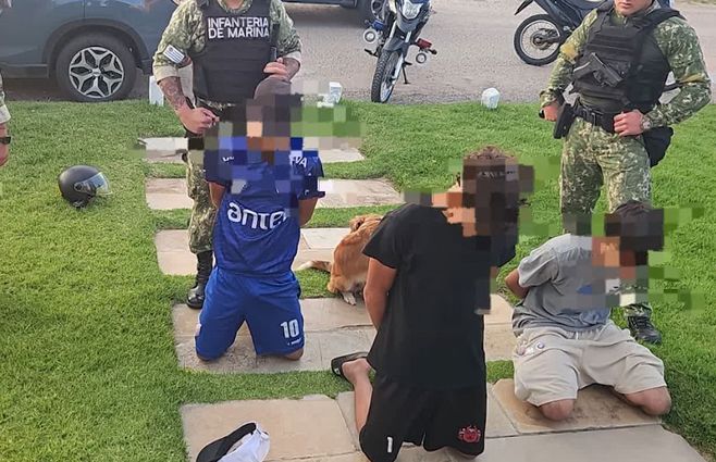 Detención de jóvenes en playa Bikini.&nbsp;