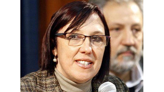 Ministra criticó a dueños de mutualistas por “retacear estudios