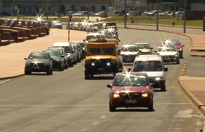autos-transito-rambla-montevideo.jpg