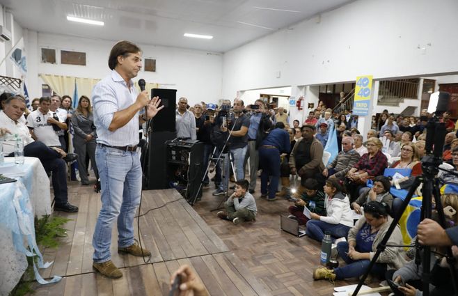 lacalle pou chuy uruguay brasil.jpeg