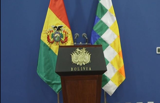 Bolivia-atril-presidente.jpg