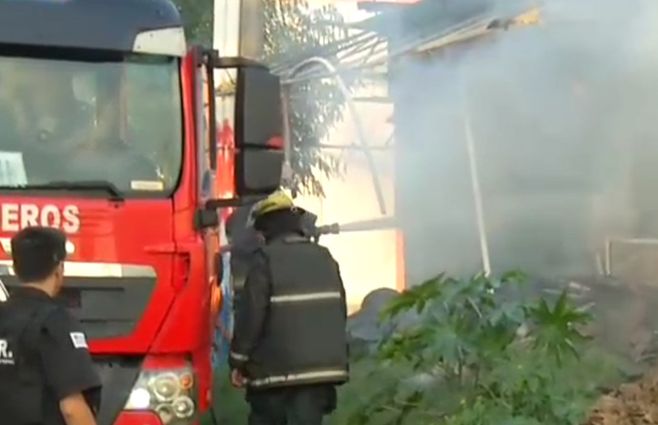 bomberos-vivienda-incendio.jpg