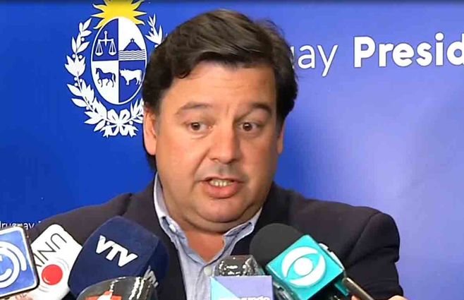 ministro-peña-megabasurero.jpg