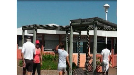 Puestos mejilloneros fuerón movidos del puerto de Punta