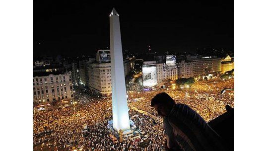 Cientos de miles se movilizaron en Buenos Aires por el #8N