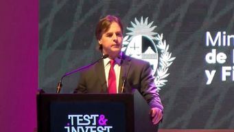 lacalle pou anuncio que trabaja en un texto legal para atraer talentos del exterior