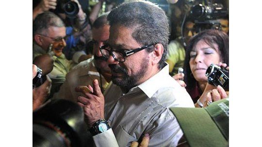 Diálogo de paz entre FARC y gobierno colombiano con alto al fuego