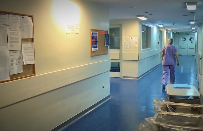 hospital-mutualista-pasillo-medico.jpg