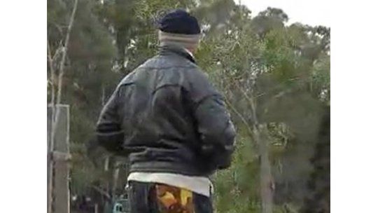 Filmaban una película policial y casi terminan presos o baleados