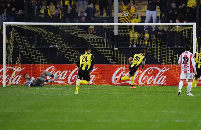 Peñarol VS River Plate. Foto: Foco UY