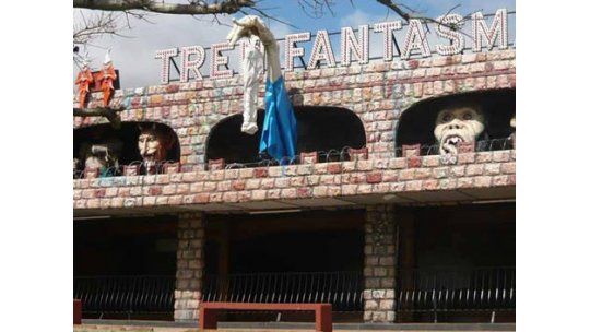 Tren fantasma y autos chocadores serán removidos del Parque Rodó