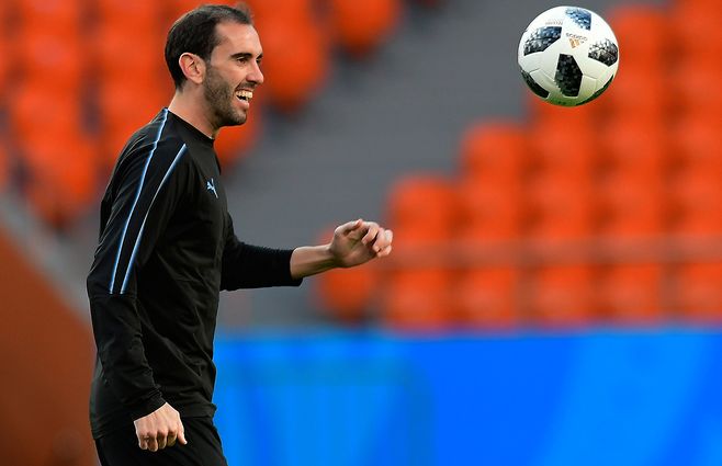 Godin-entrena-junio-14.jpg