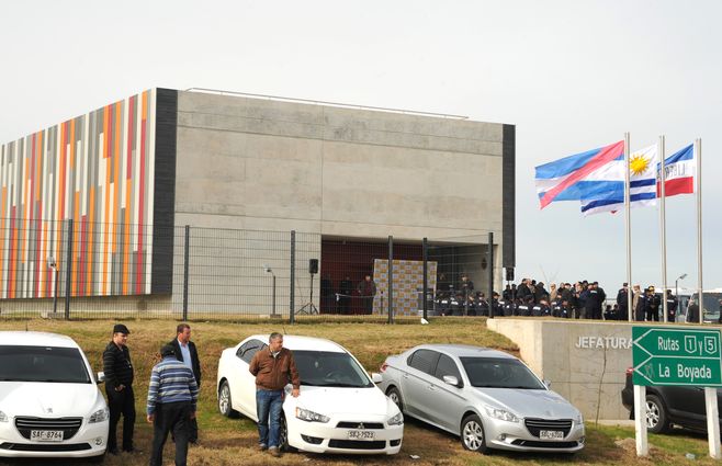 Inauguración del edificio policial de la zona oeste, donde funciona la región 4