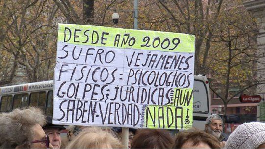 cartel denuncia maltrato