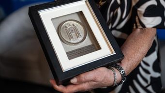 organizacion casal catala cumplio 100 anos y recibio reconocimiento de la intendencia de montevideo