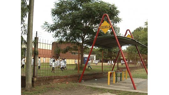 Padres reclaman por infraestructura e higiene en escuela de Colón