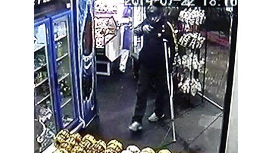 La Policía detuvo al rapiñero que asaltaba con muletas