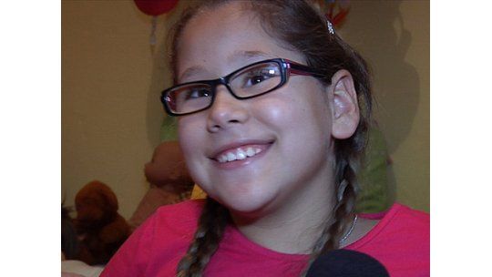 Lucía, de 8 años, explica por qué hay que colaborar con Teletón