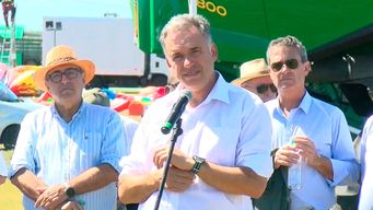 Foto: Subrayado. Yamandú Orsi en la Expoactiva en Soriano.