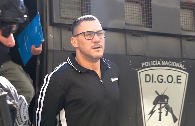 Foto: Ministerio del Interior. Traslado de Fernández Albín desde Buenos Aires a Montevideo.