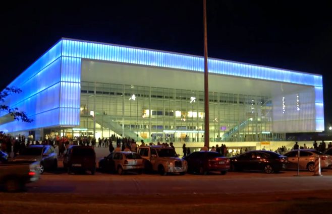 Antel-Arena-fachada-noche.jpg