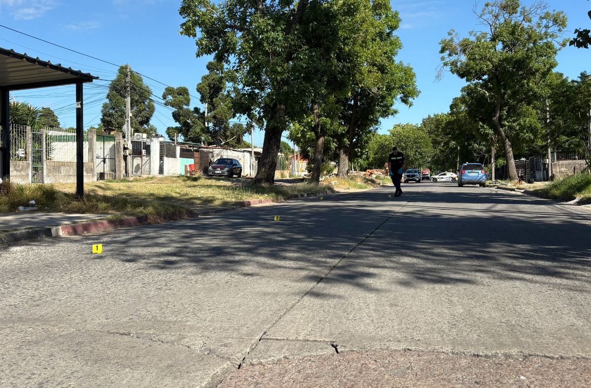 Foto: Subrayado. Escena de la balacera en Peñarol. Foto: Subrayado. Escena de la balacera en Peñarol.