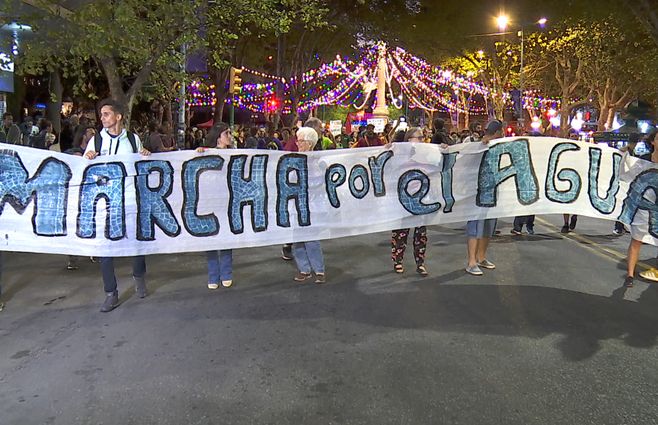 marcha-por-el-agua-1.jpg