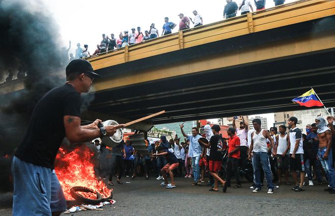 violencia-protesta-venezuela-elecciones-afp.jpg