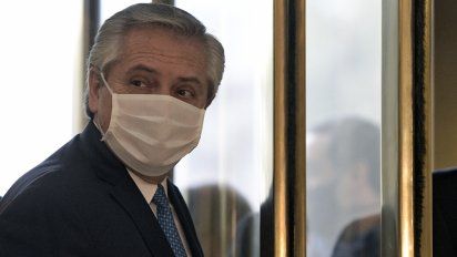 presidente argentino ayudara a comprar vacunas ante pedido uruguayo