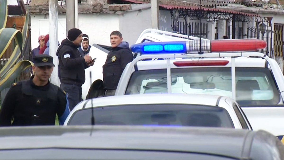 Montevideo / Detuvieron a uno de los sospechosos por el homicidio del policía