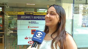 el gordo de fin de ano salio bien repartido; el 12.075 se vendio para un colectivo de 100 personas