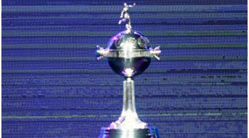 penarol va con libertad de paraguay, the strongest y atletico tucuman