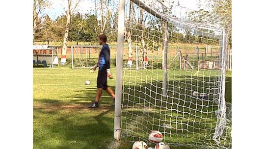 Nacional viajó a Buenos Aires para enfrentar mañana a Boca