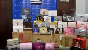 detectan maniobra de un free shop con perfumes falsificados e incautan $450.000.000 en mercaderia
