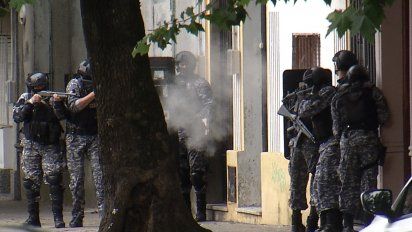 declaran inimputable al hombre que se atrinchero en su casa e hirio a dos policias