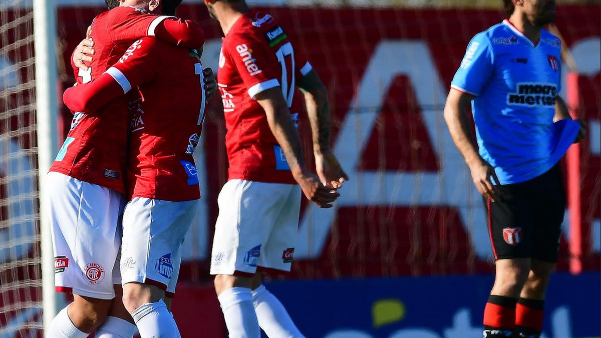 Rentistas lo dio vuelta, ganó y es el único líder del Apertura con 24