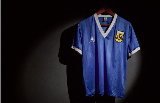 Foto: AFP. Camiseta de Maradona, 1986.