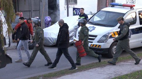 Foto: Subrayado. Allanamiento en Unidad Misiones, Montevideo.