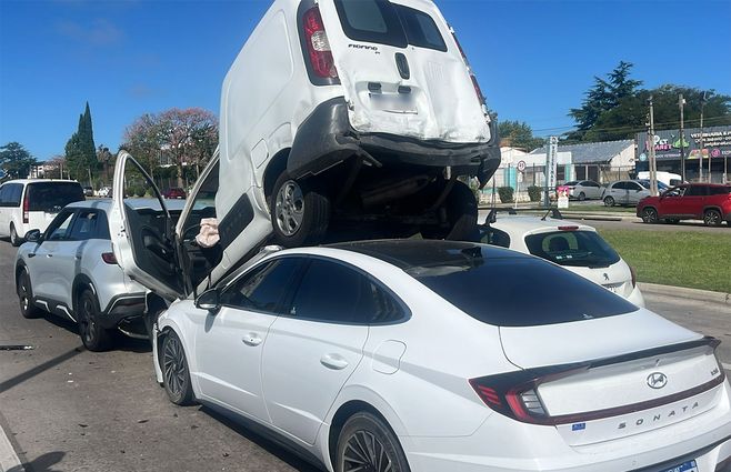 choque-cadena-avenida-italia