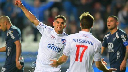 nacional le gana a cerro 4 a 1 en el parque central